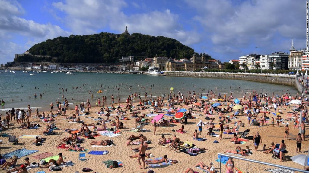 EU to recommend reinstating Covid-related travel restrictions on US